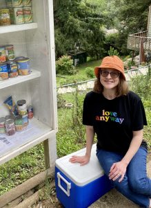 Teachable lunch: First Ward woman and her daughters make lunches for those less fortunate on first day of school